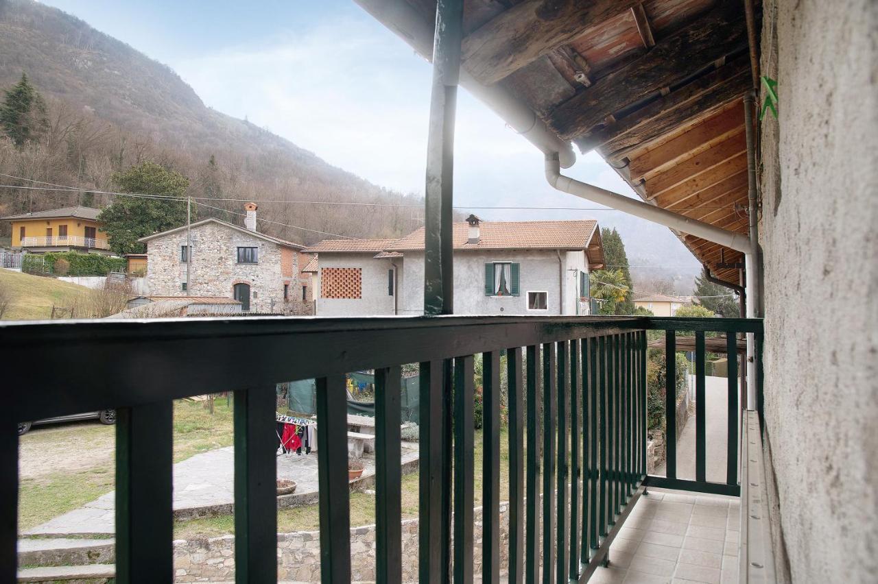 Apartament La Vecchia Torre Porto Valtravaglia Zewnętrze zdjęcie