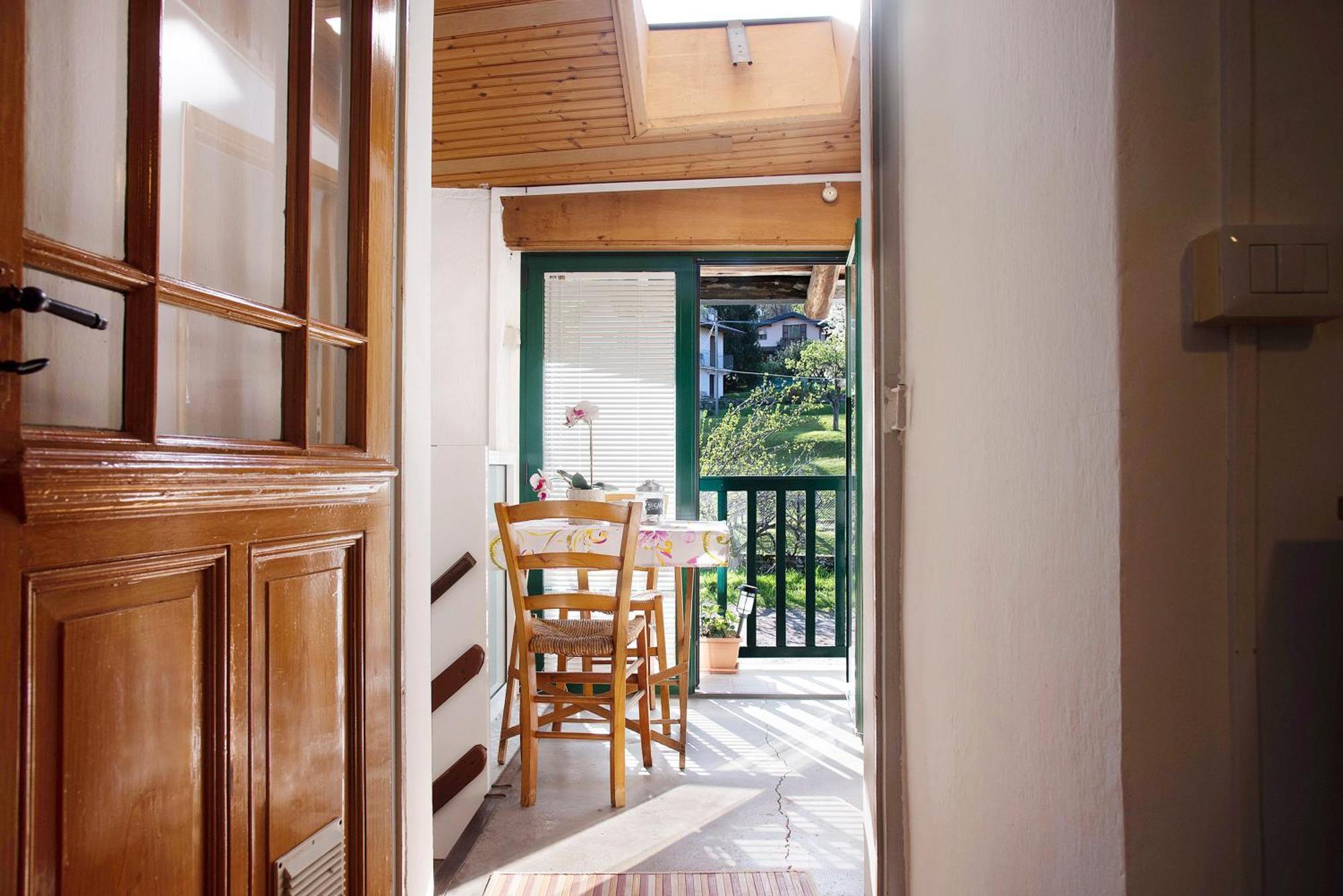 Apartament La Vecchia Torre Porto Valtravaglia Zewnętrze zdjęcie